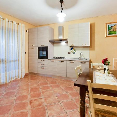 马罗内Beautiful Chalet With Swimming Pool In Lombardy别墅 外观 照片